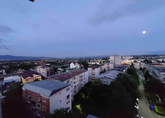 Cosy 2-Bedroom Apartment With An Amazing Panorama